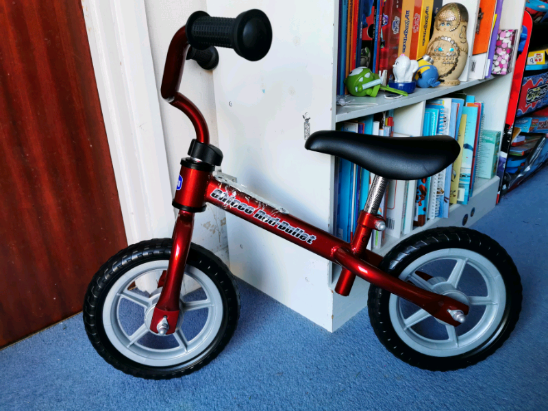 chicco balance bike smyths